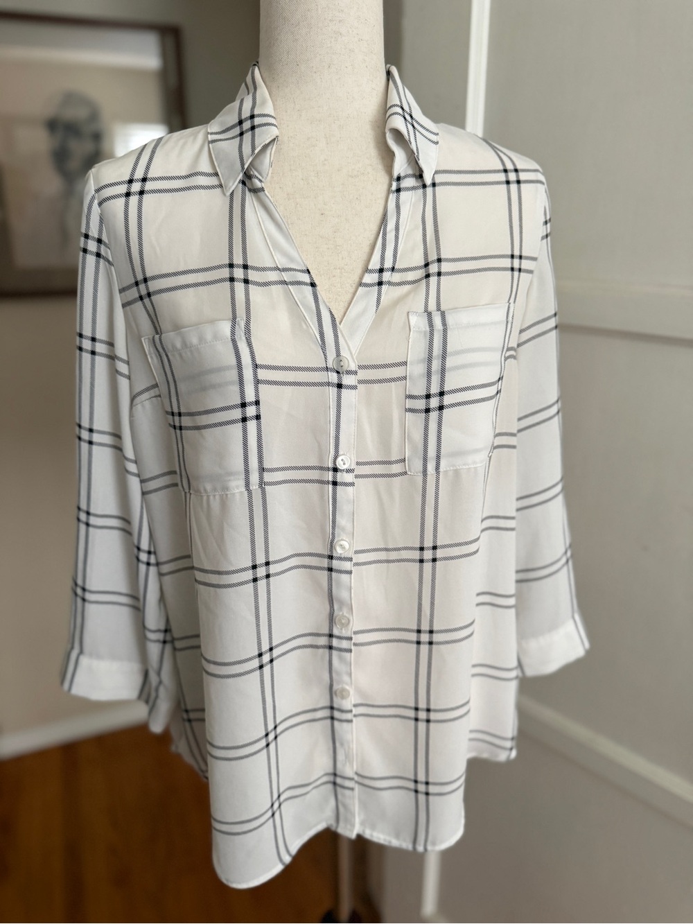 Relaxed White Plaid Button-Down Shirt